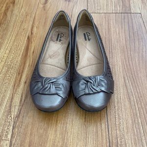 Clarks Propose Band Ballet Flats Bronze